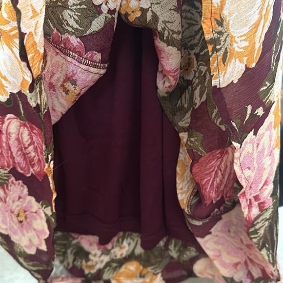 VICI Spicing Things Up Floral Mesh Maxi Dress XS NWT - Picture 13 of 13